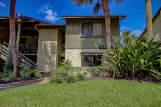 64 Village Del Prado Cir, St Augustine, FL 32080
