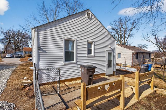 4703 SW 2nd Street, Des Moines, IA 50315