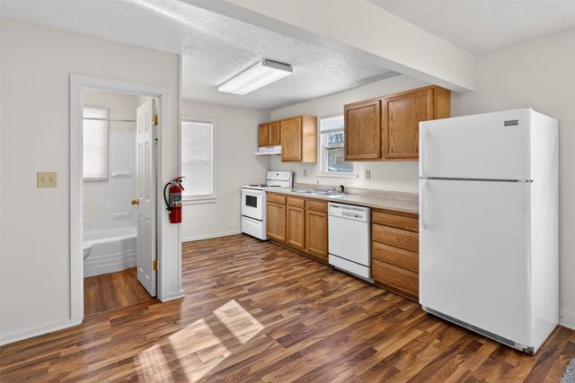 4703 SW 2nd Street, Des Moines, IA 50315