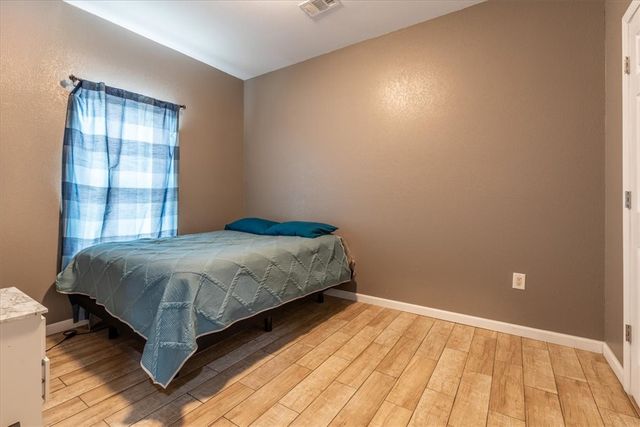 41 W Ozark Trail, Fayetteville, AR 72701