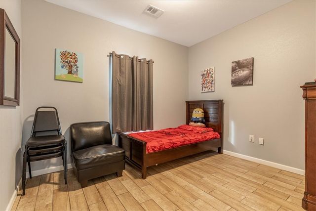 41 W Ozark Trail, Fayetteville, AR 72701