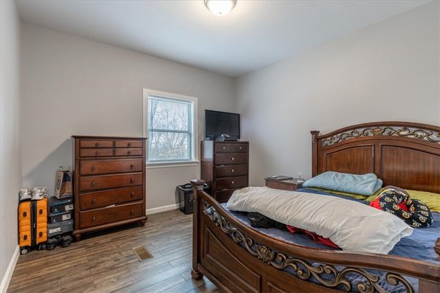 41 W Ozark Trail, Fayetteville, AR 72701