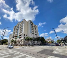 120 SW 8th Ave 802, Miami, FL 33130