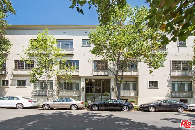 9601 Charleville Boulevard 7, Beverly Hills, CA 90212