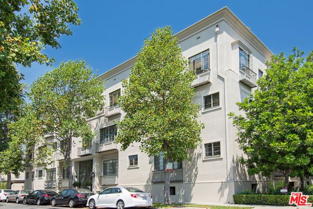 9601 Charleville Boulevard 7, Beverly Hills, CA 90212