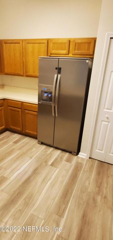 6094 MAGGIES Circle 107, Jacksonville, FL 32244