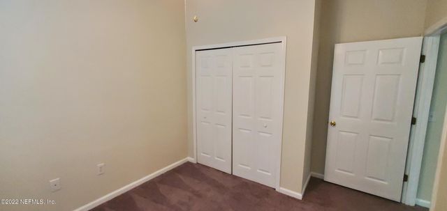 6094 MAGGIES Circle 107, Jacksonville, FL 32244