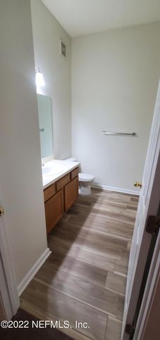 6094 MAGGIES Circle 107, Jacksonville, FL 32244