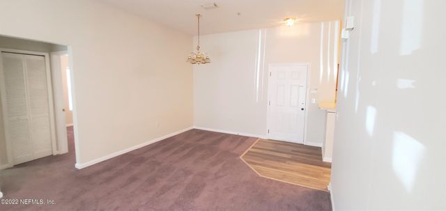 6094 MAGGIES Circle 107, Jacksonville, FL 32244