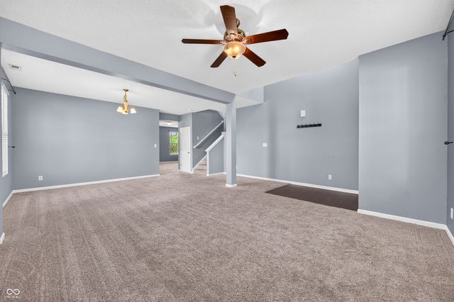 2148 Creekstone Drive, Columbus, IN 47201