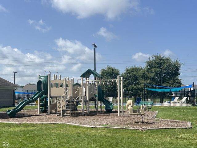 2148 Creekstone Drive, Columbus, IN 47201