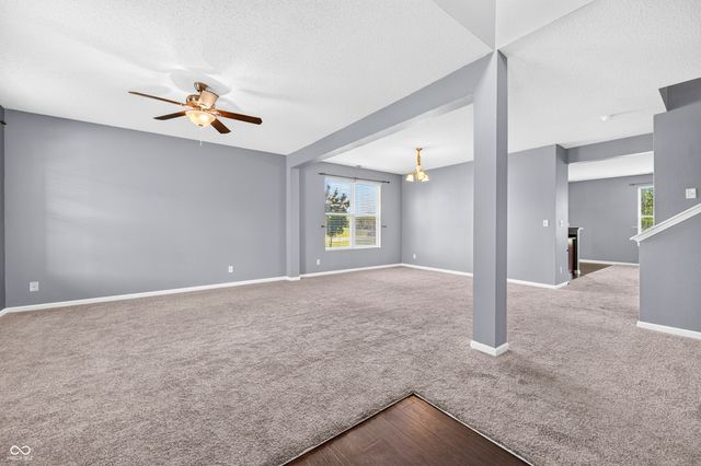 2148 Creekstone Drive, Columbus, IN 47201