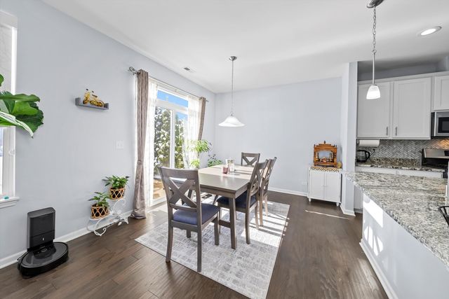 4177 Irving Road, Aurora, IL 60504