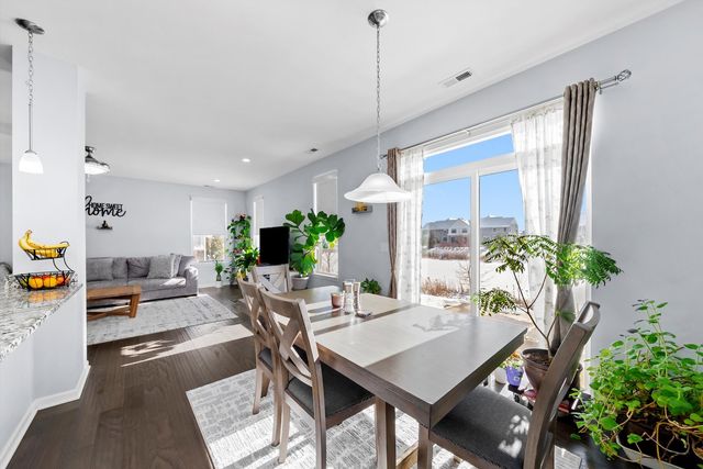 4177 Irving Road, Aurora, IL 60504