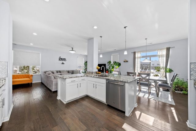 4177 Irving Road, Aurora, IL 60504