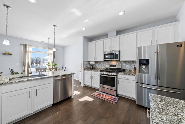 4177 Irving Road, Aurora, IL 60504