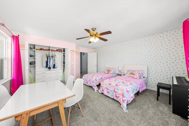 4177 Irving Road, Aurora, IL 60504