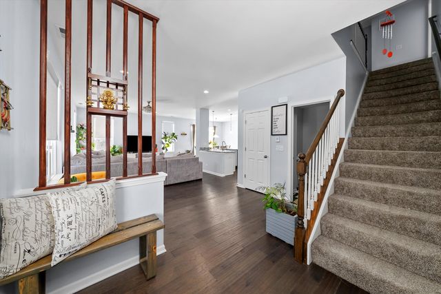 4177 Irving Road, Aurora, IL 60504