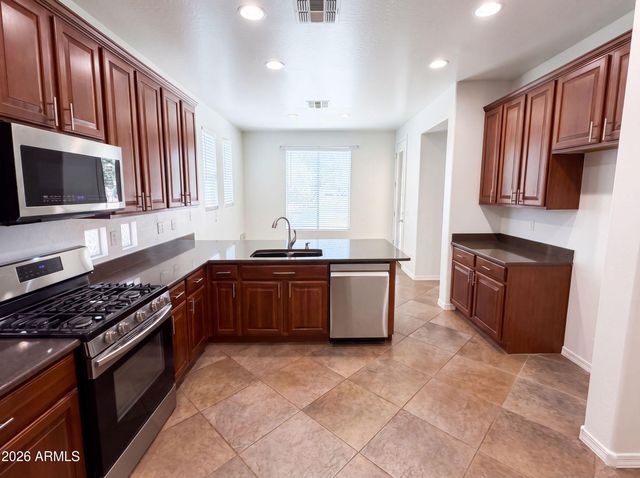 10964 N 161ST Avenue, Surprise, AZ 85379