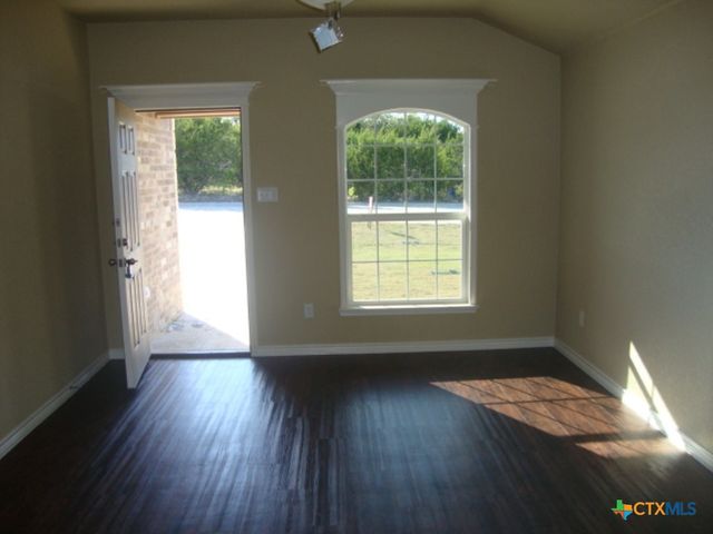 454 Summers, Copperas Cove, TX 76522