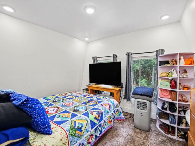 6859 Clover Road, Twin Lake, MI 49457