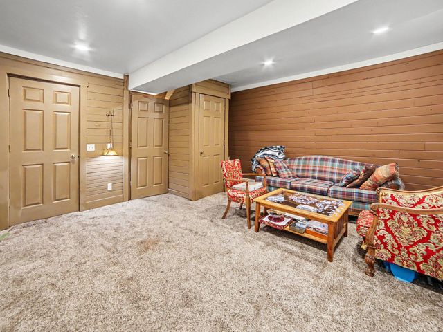 6859 Clover Road, Twin Lake, MI 49457