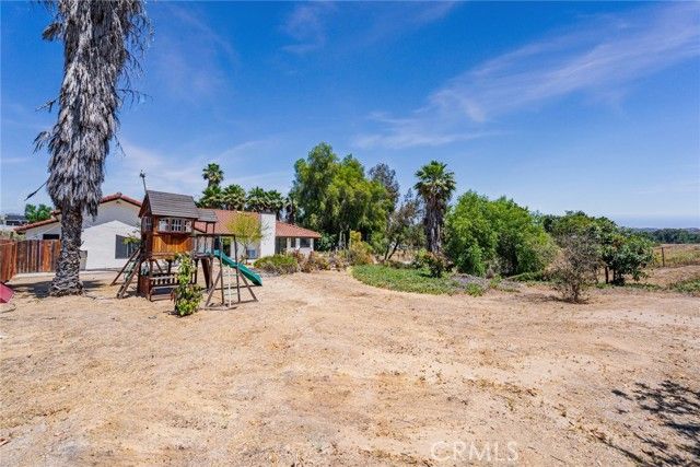 18085 Golden Leaf Lane, Woodcrest, CA 92504