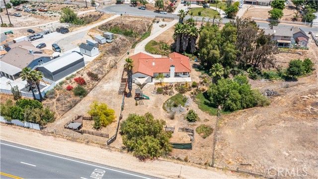 18085 Golden Leaf Lane, Woodcrest, CA 92504