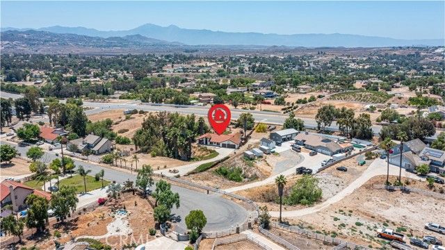 18085 Golden Leaf Lane, Woodcrest, CA 92504