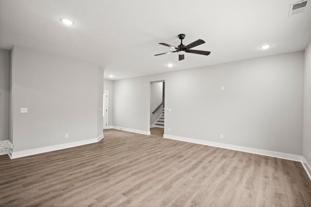 1068 Angus Way, Greenbrier, TN 37073