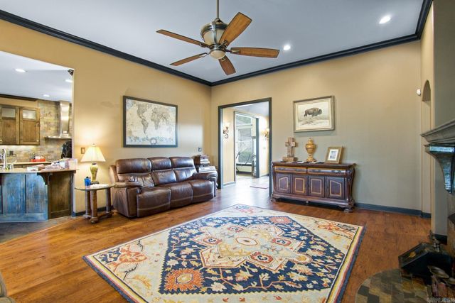 147 Oneida Way, Maumelle, AR 72113