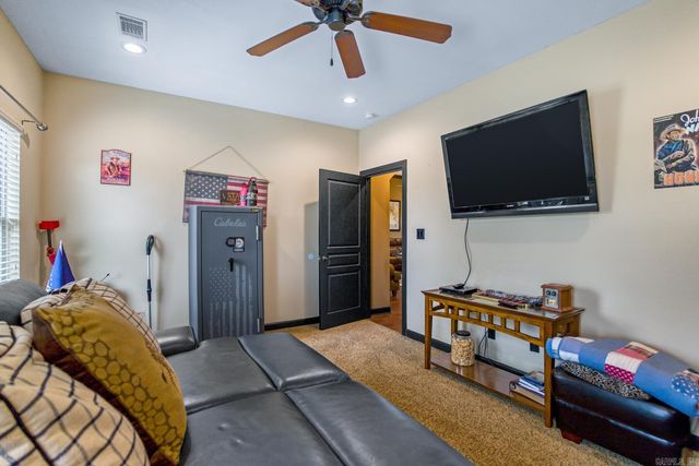 147 Oneida Way, Maumelle, AR 72113