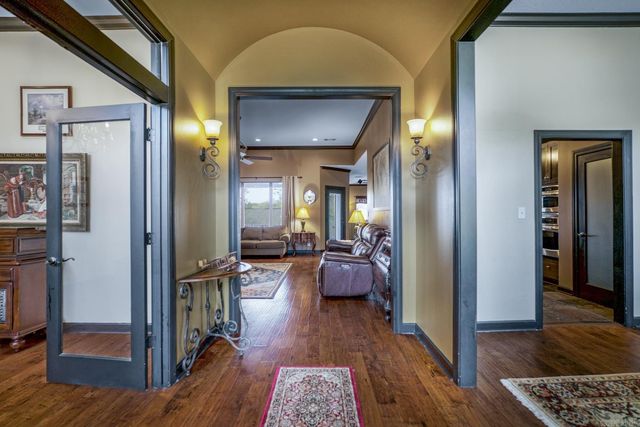 147 Oneida Way, Maumelle, AR 72113