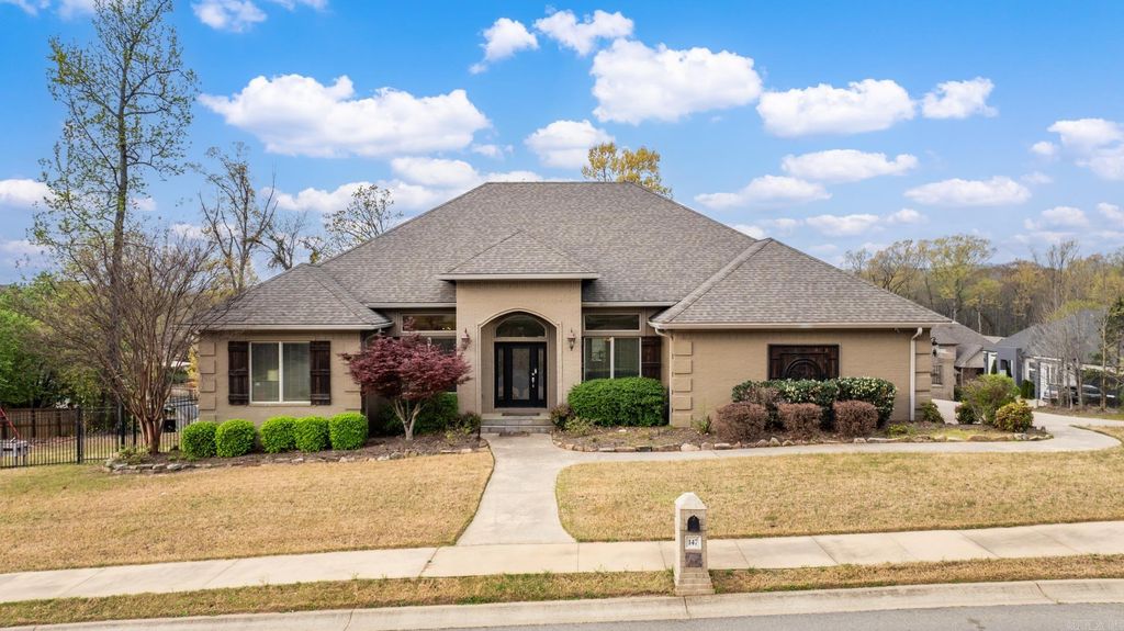 147 Oneida Way, Maumelle, AR 72113