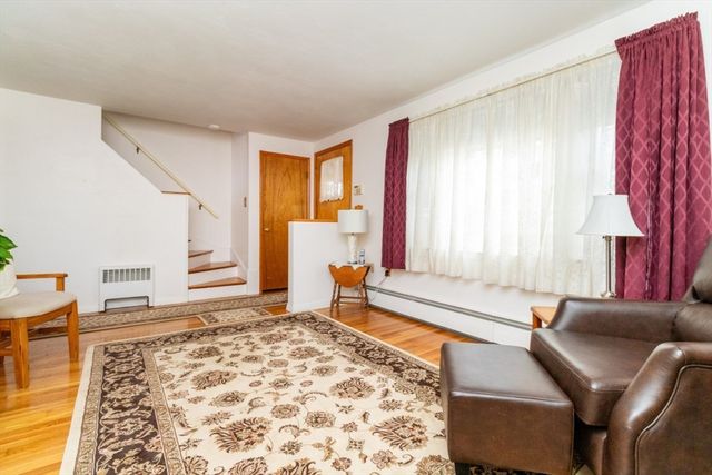 147 Glenellen Rd, Boston, MA 02132
