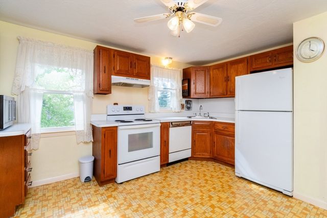 147 Glenellen Rd, Boston, MA 02132