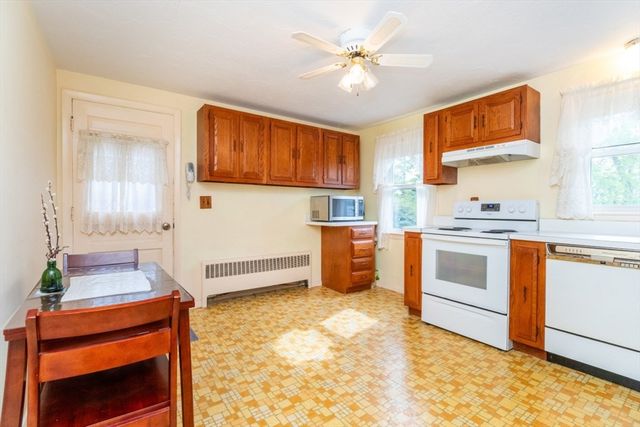 147 Glenellen Rd, Boston, MA 02132