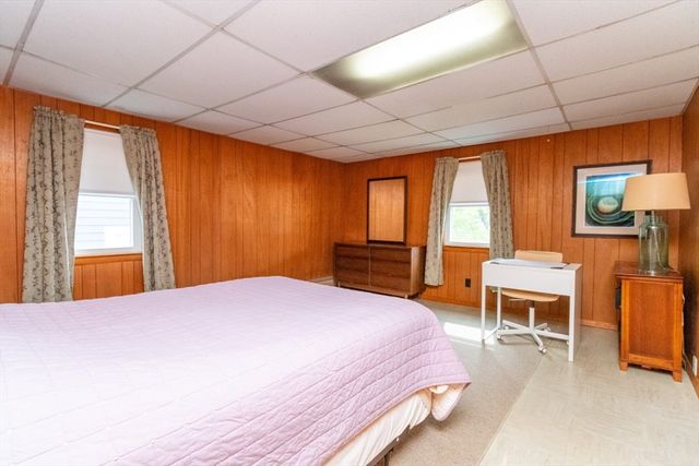 147 Glenellen Rd, Boston, MA 02132
