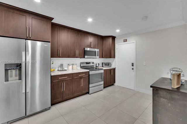 10112 Royal Palm Blvd 103-1, Coral Springs, FL 33065