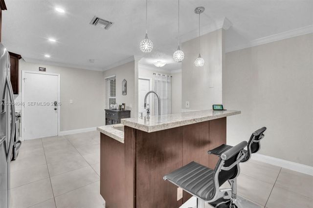 10112 Royal Palm Blvd 103-1, Coral Springs, FL 33065