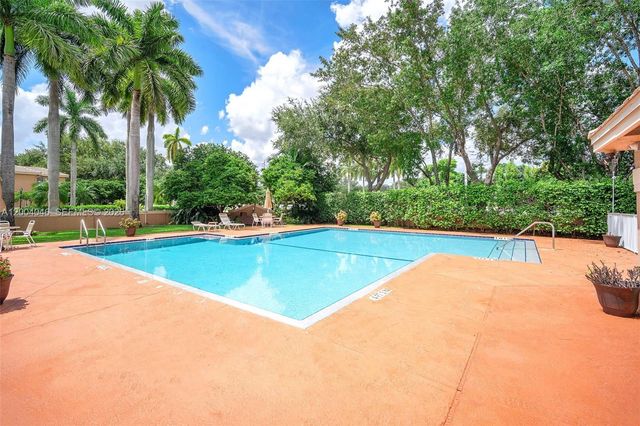 10112 Royal Palm Blvd 103-1, Coral Springs, FL 33065