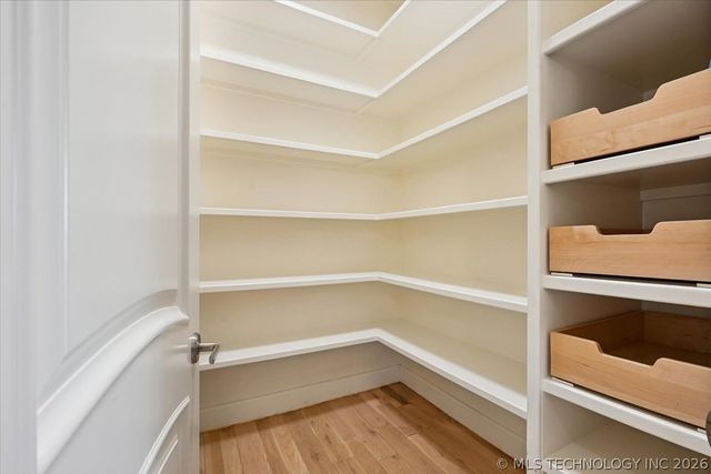 10703 S Forest Avenue, Jenks, OK 74037