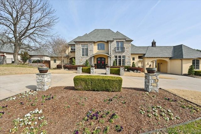 10703 S Forest Avenue, Jenks, OK 74037