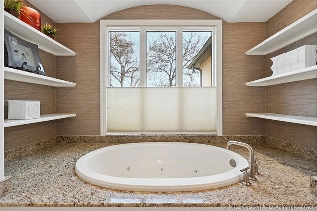 10703 S Forest Avenue, Jenks, OK 74037