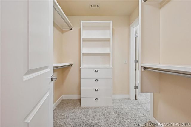 10703 S Forest Avenue, Jenks, OK 74037