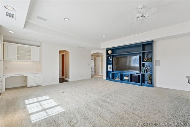 10703 S Forest Avenue, Jenks, OK 74037