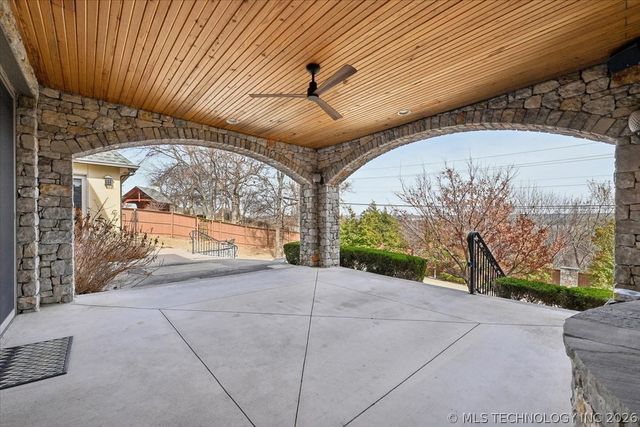 10703 S Forest Avenue, Jenks, OK 74037