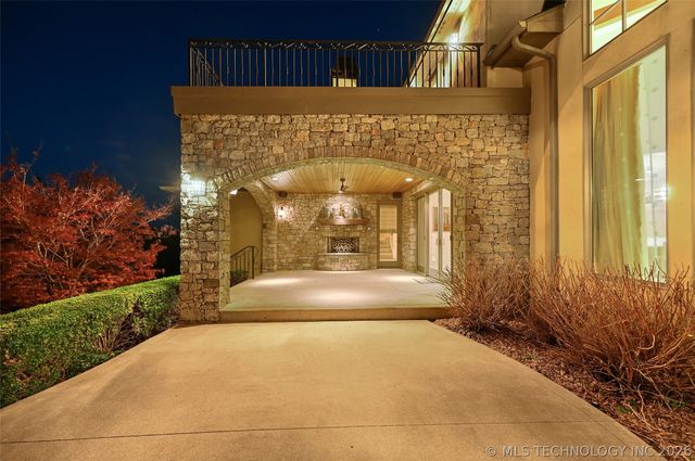 10703 S Forest Avenue, Jenks, OK 74037