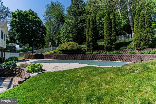 5242 TERRACE RD, Mechanicsburg, PA 17050
