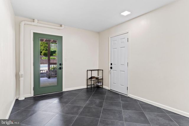 5242 TERRACE RD, Mechanicsburg, PA 17050